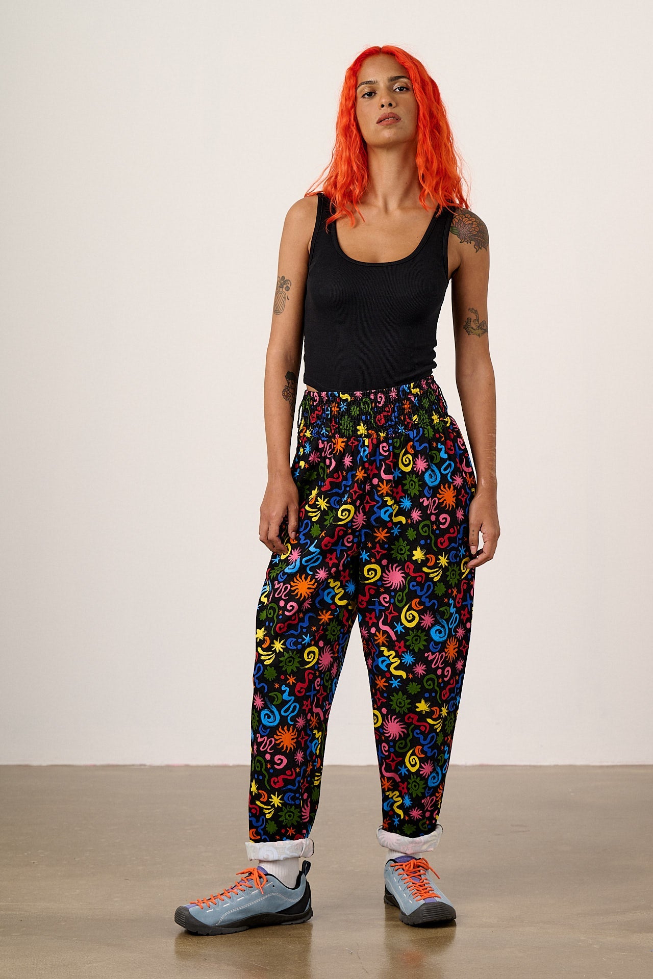 Alexa - Cotton Trousers in Bright Astral Print