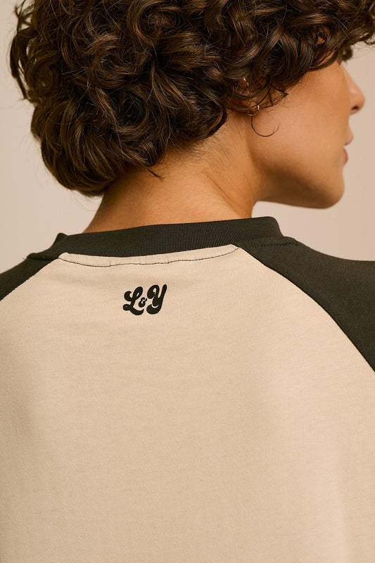 Bennett - Oversized Organic Cotton Raglan Tee in Ecru & Black