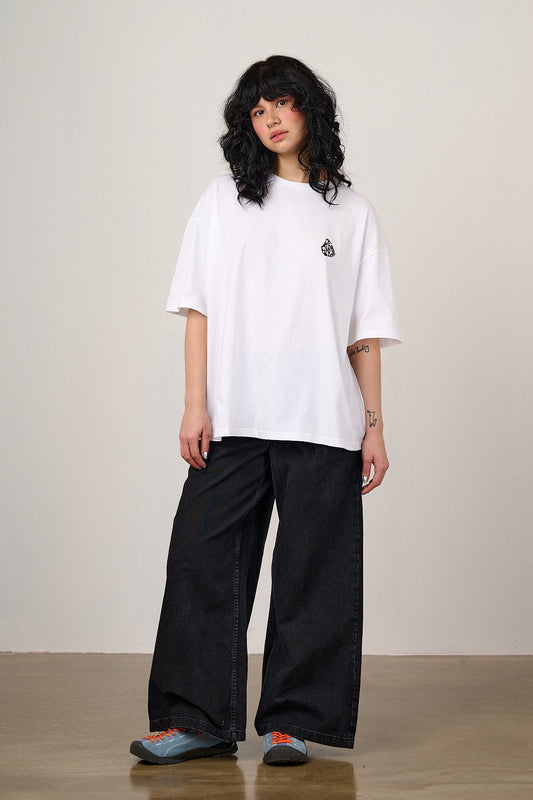 Benny - Oversized Cotton T-Shirt in White with Butterfly Print
