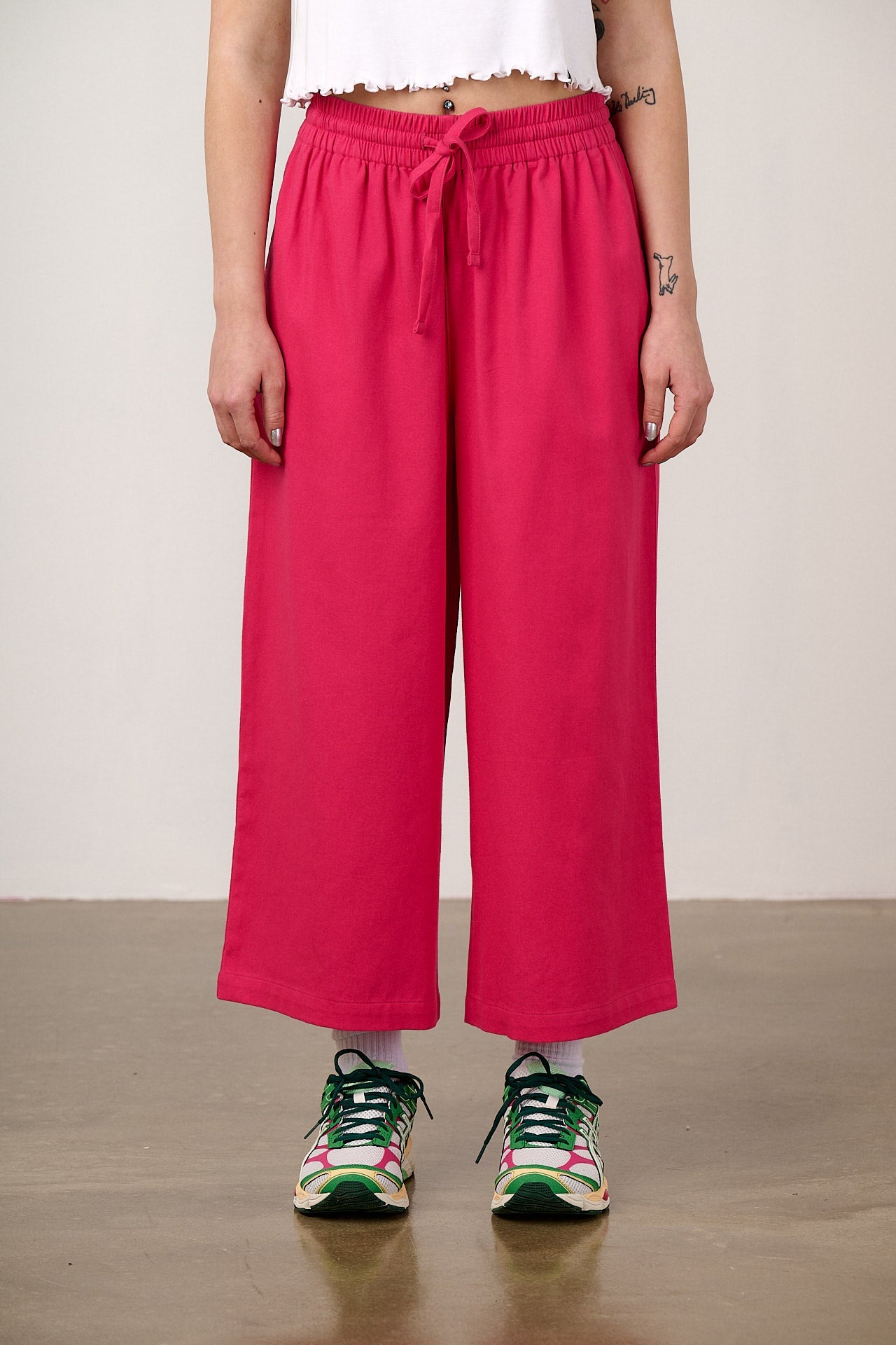 Chuck - Cotton Trousers in Fuchsia Rose