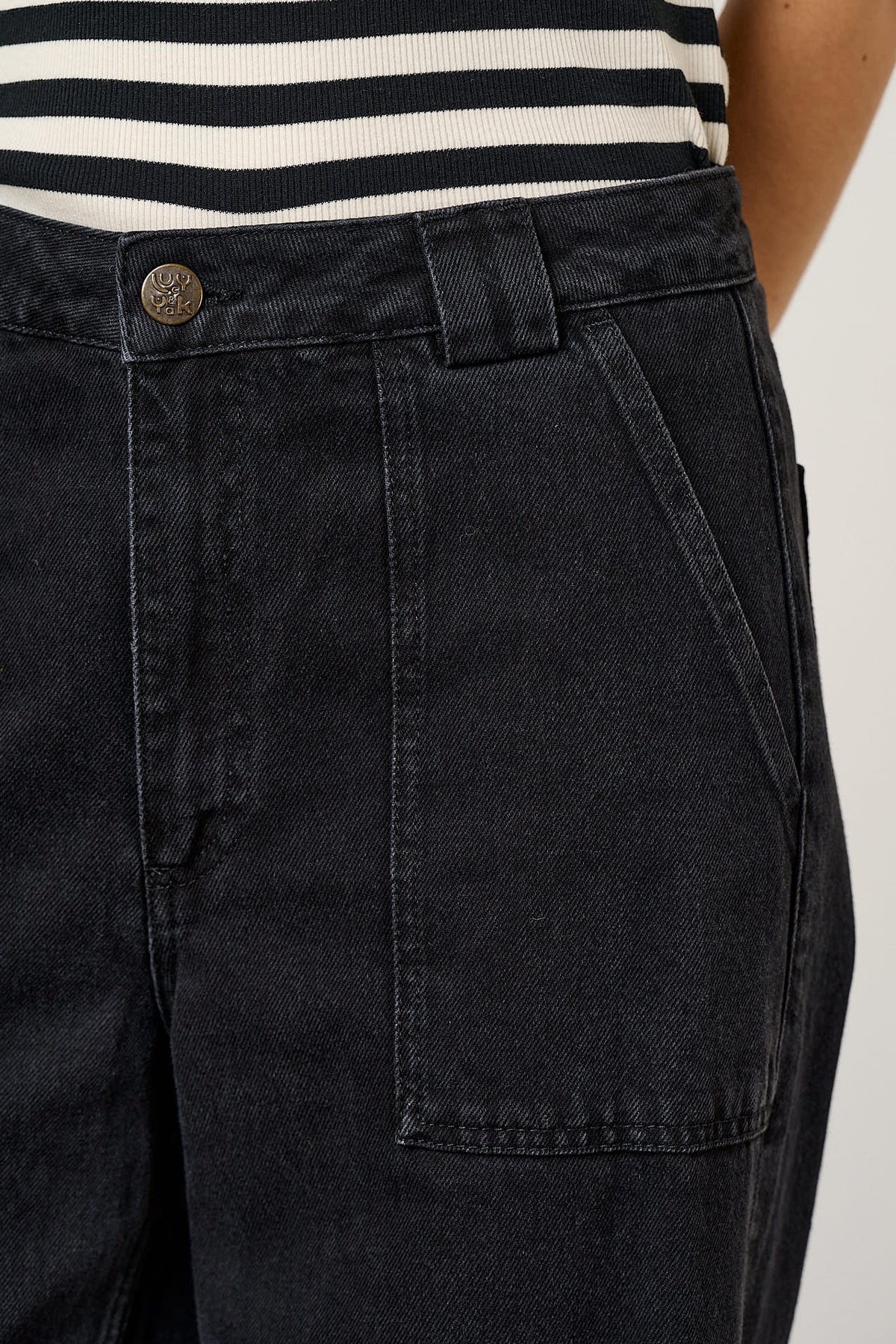 Delores Wide Leg Jeans - Organic Cotton Denim in Washed Black