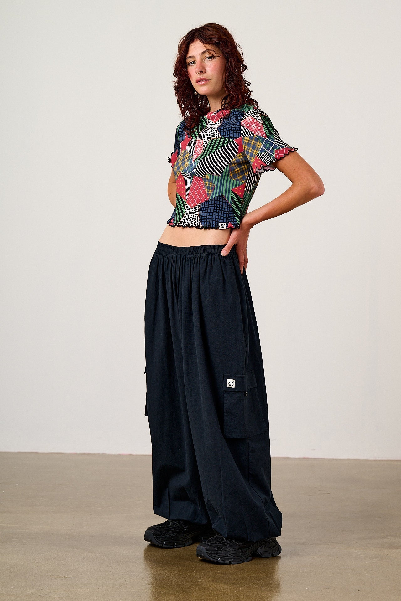Greta - Cropped Cotton Top in Patchwork Star Print