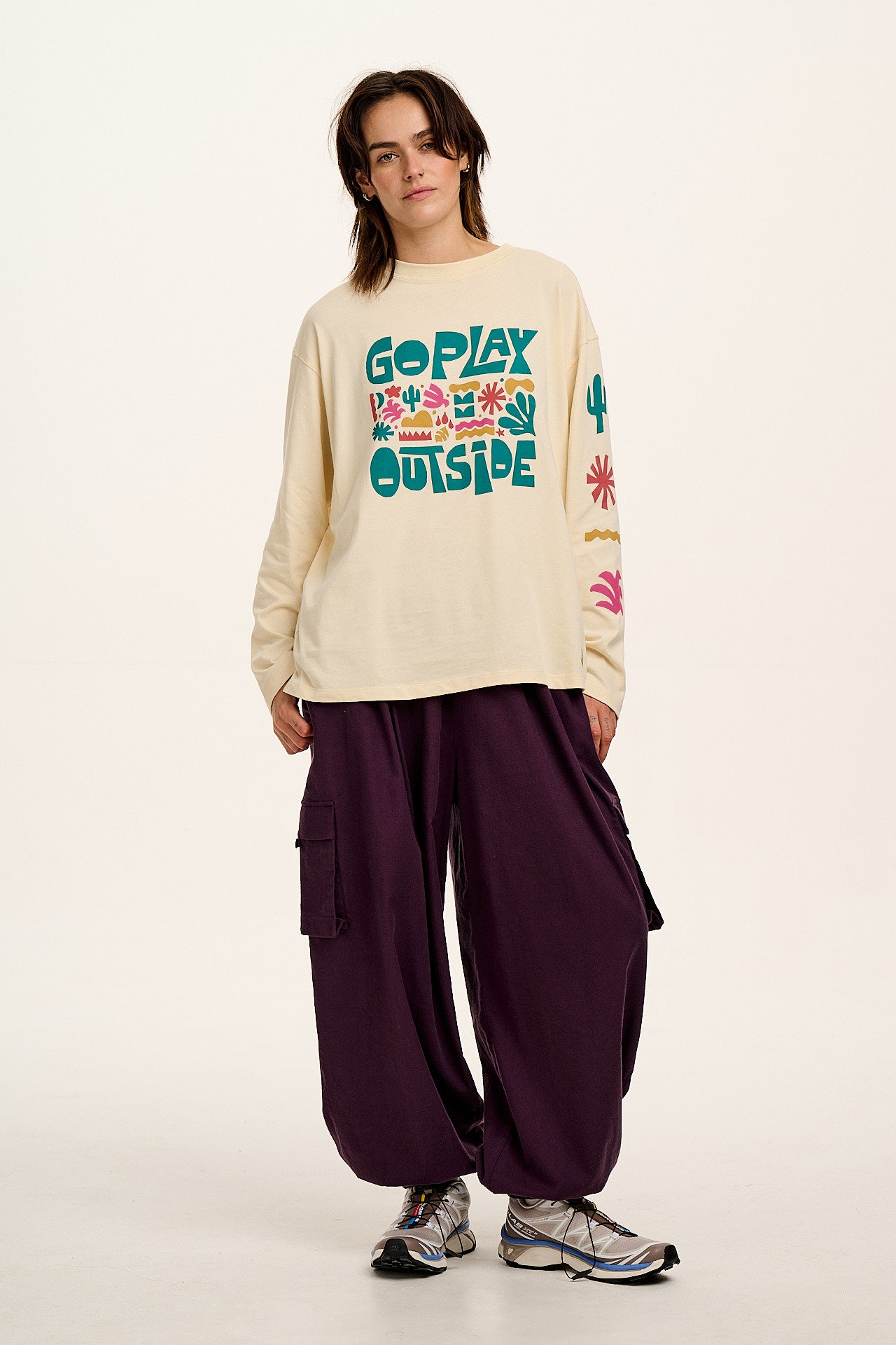 Murat - Long Sleeve Lightweight Cotton Tee in Go Outside Print