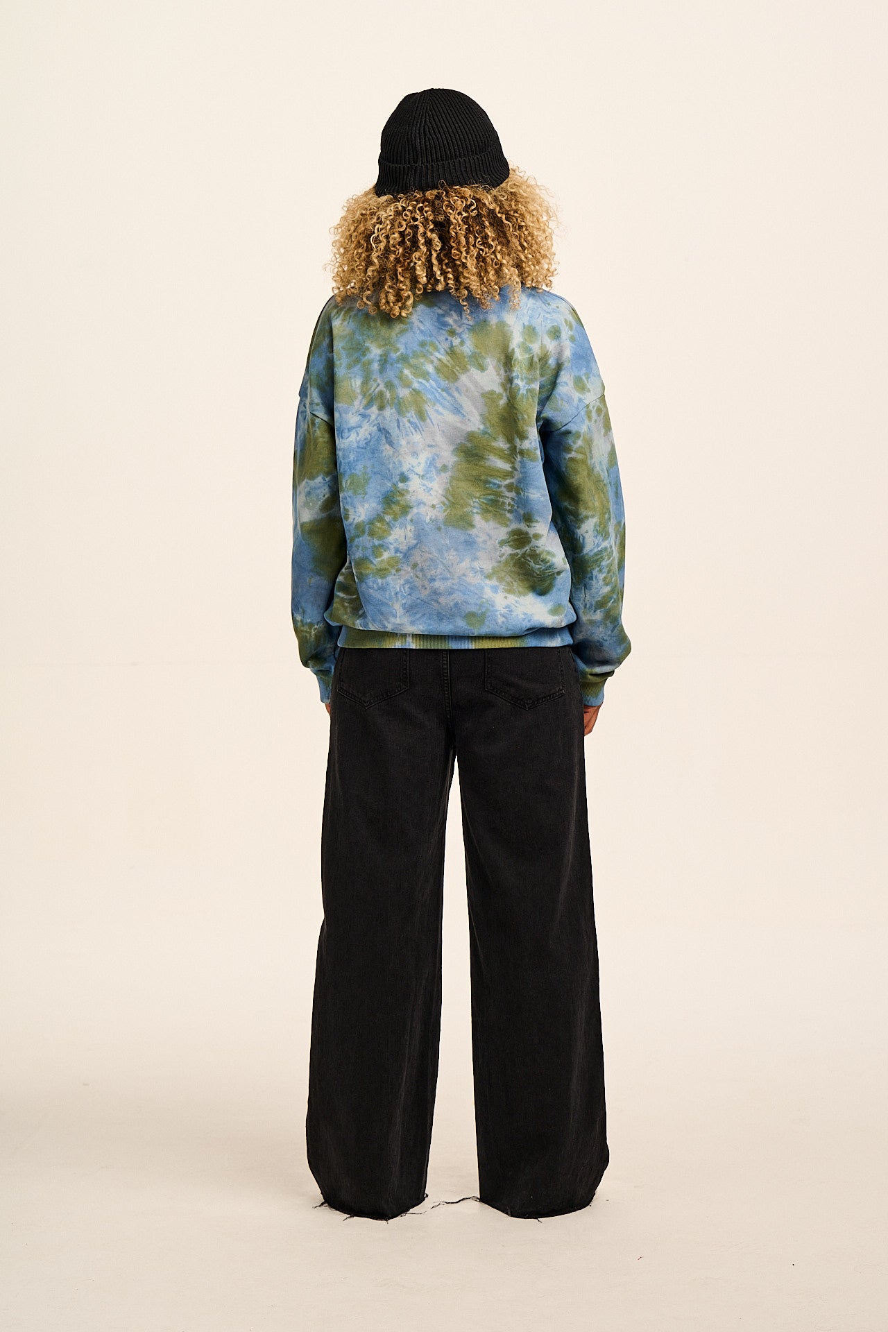 Sutton - Cotton Oversized Sweatshirt in Blue Tie Dye
