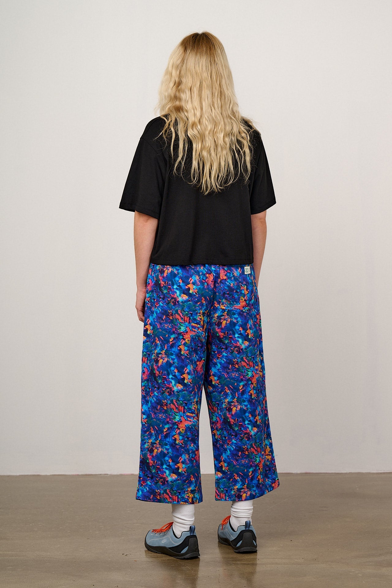 L.E. Chuck - Wide Leg Cotton Trousers in Digital Blur Natural History Museum & Yak