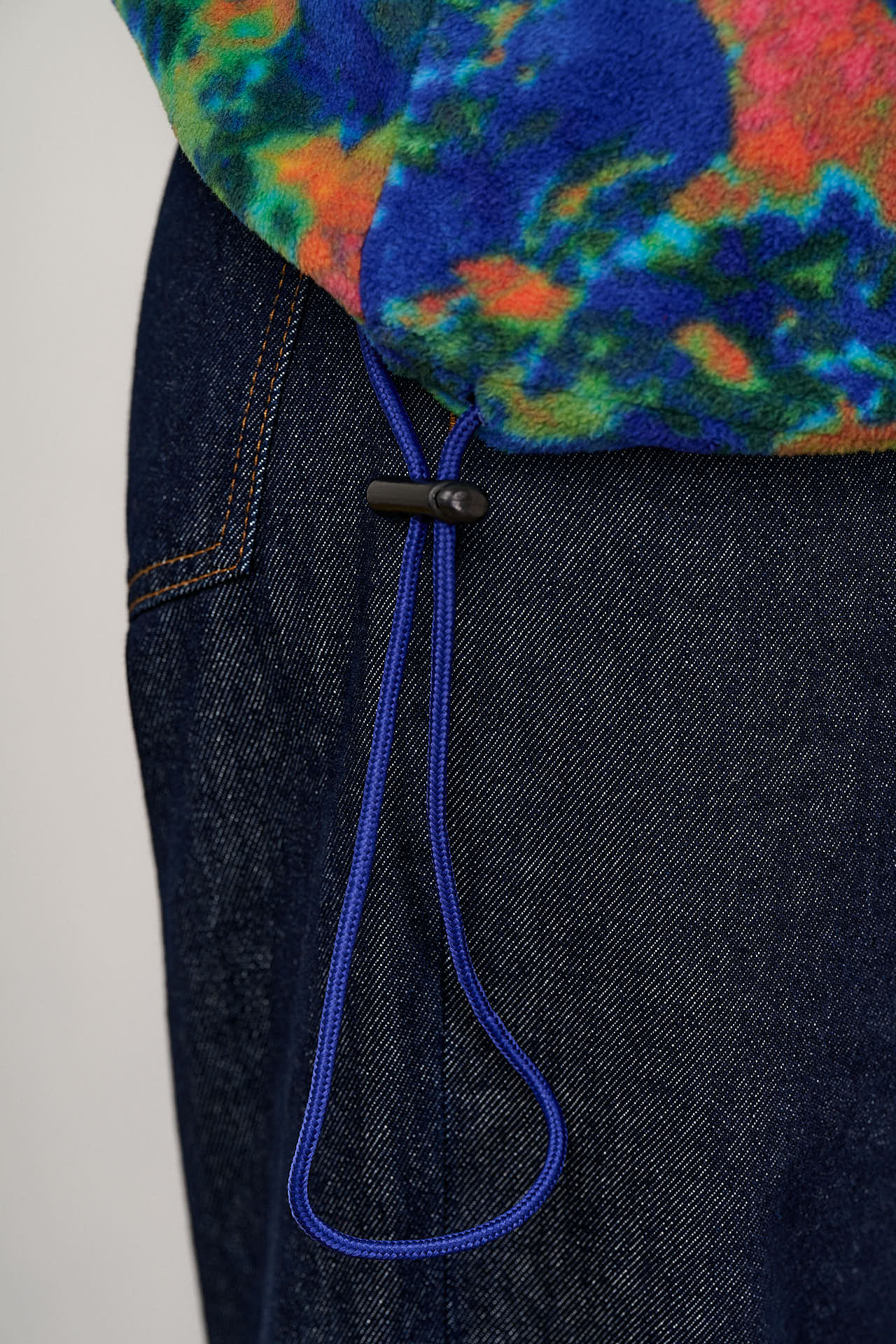 L.E. Stevie - Polar Fleece in Digital Blur Natural History Museum & Yak