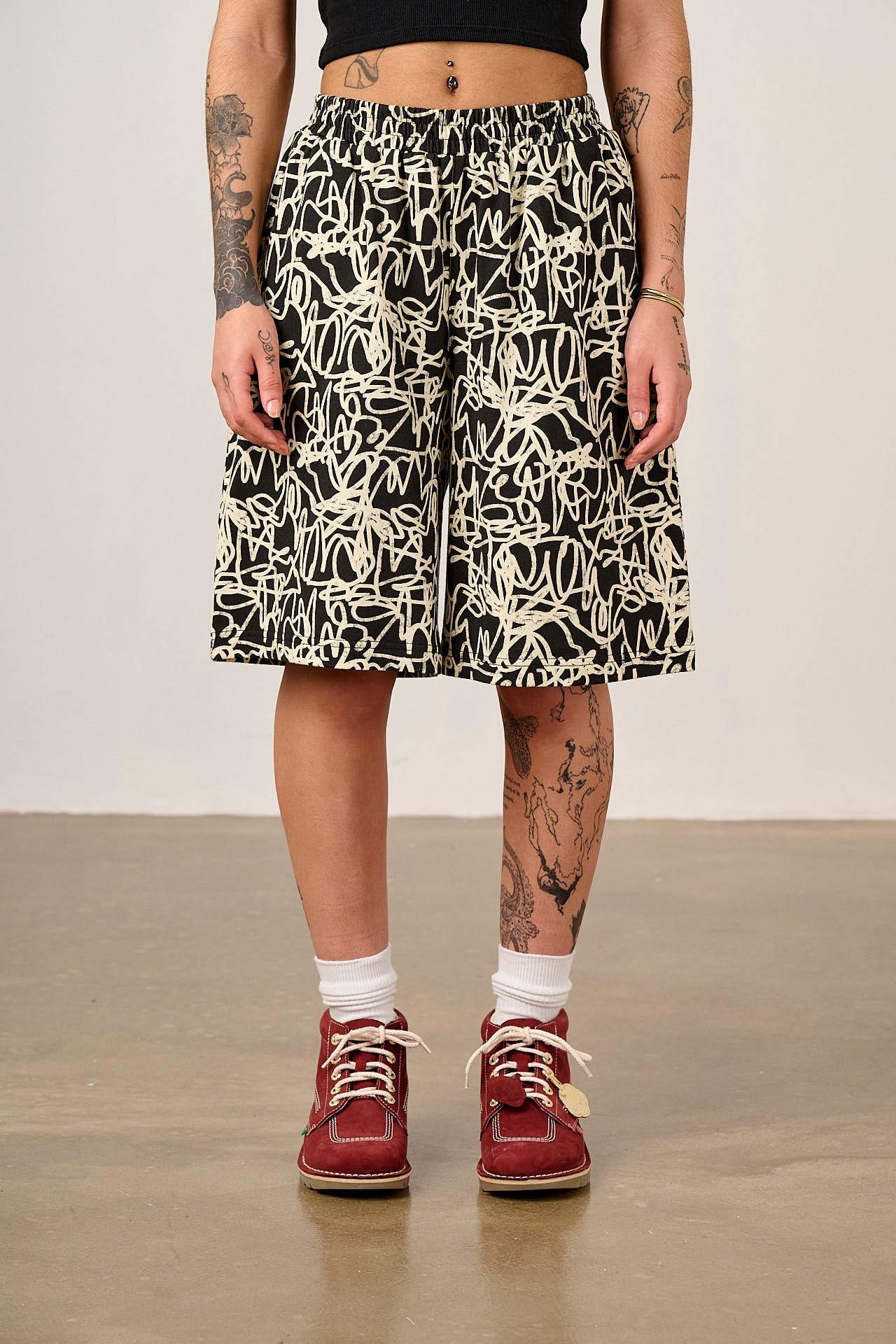 Madero - Cotton Jersey Shorts in Grafitti Print