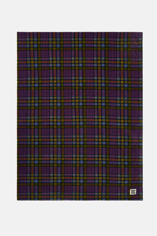 Braor - Polar Fleece Blanket in Purple Grunge Check