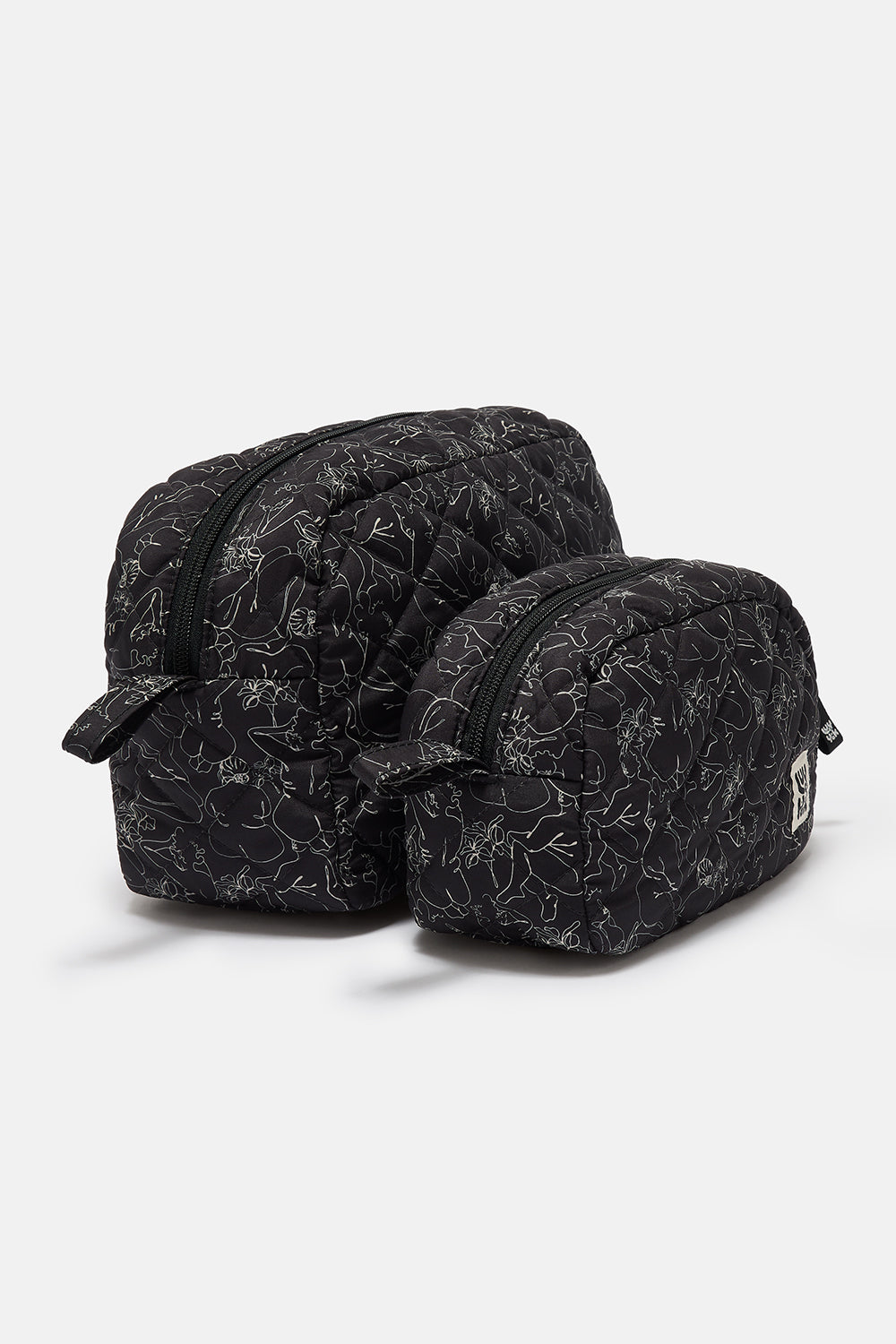 Amaliah - Washbag in Bodies