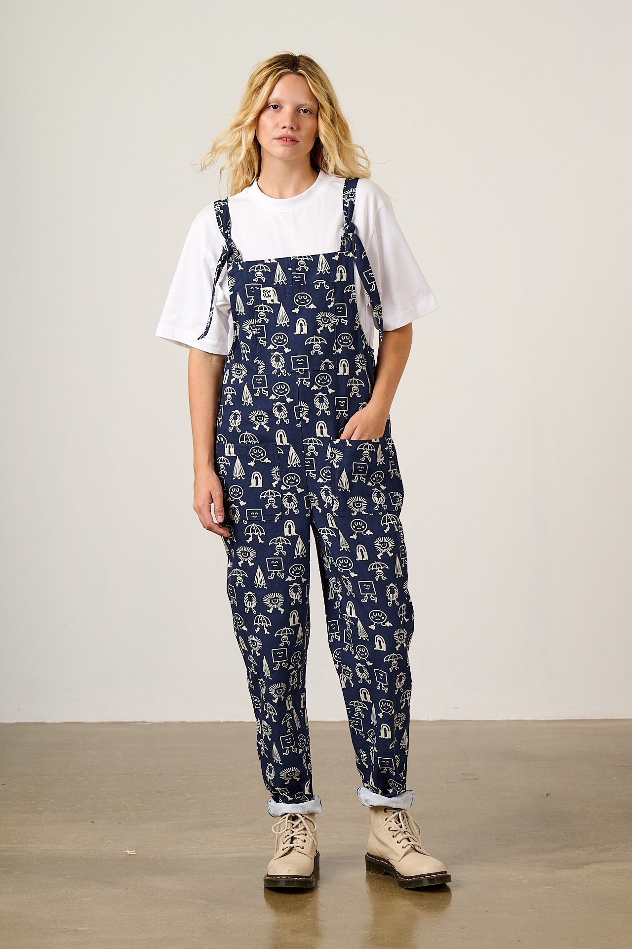 L.E. Original - Organic Cotton Overalls in Walking in the Rain Studio Arhoj & Yak