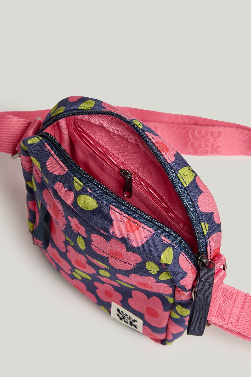 Roxton - Crossbody Bag in Pink Floral