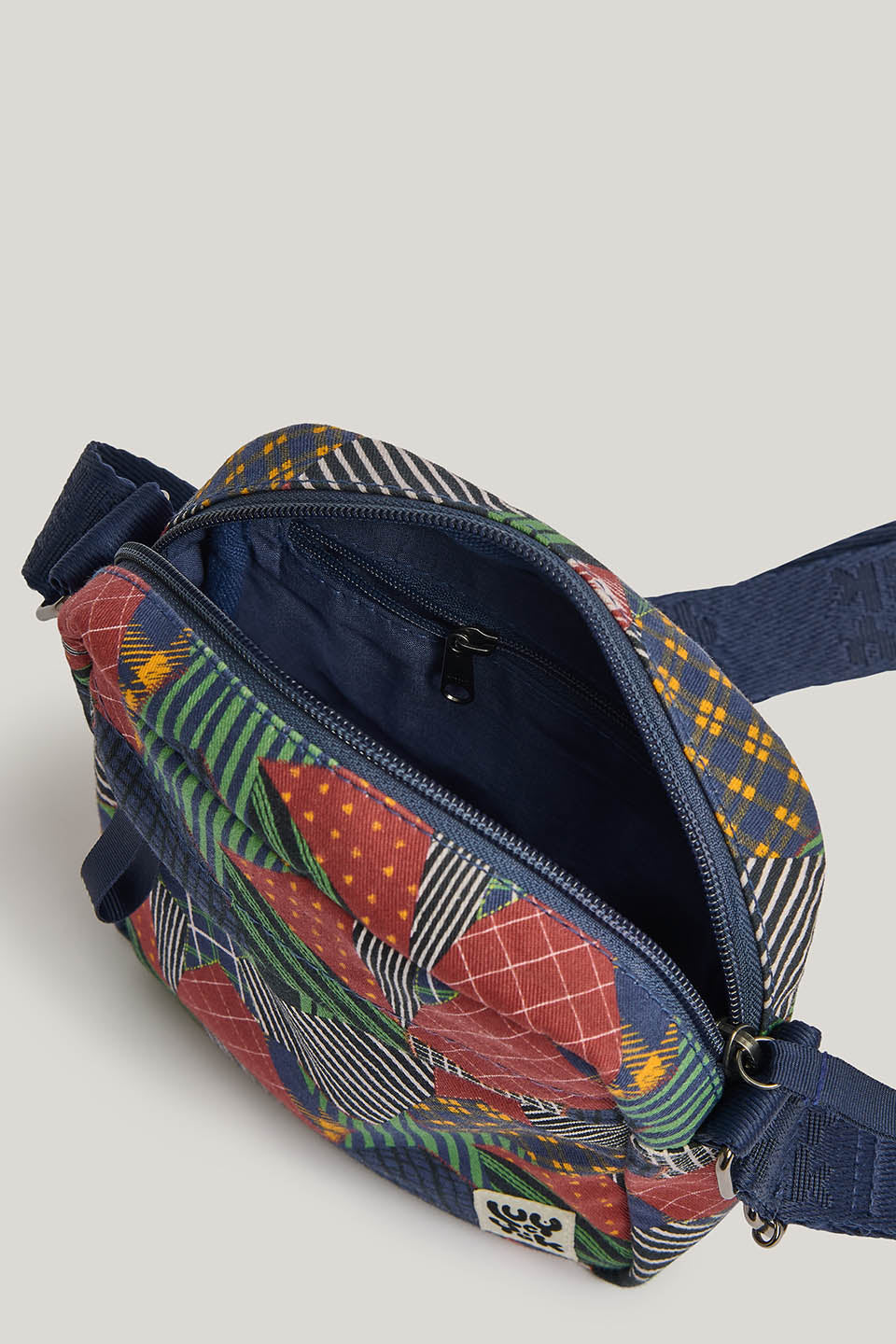 Roxton  - Cotton Crossbody Bag in Star Patchwork Print