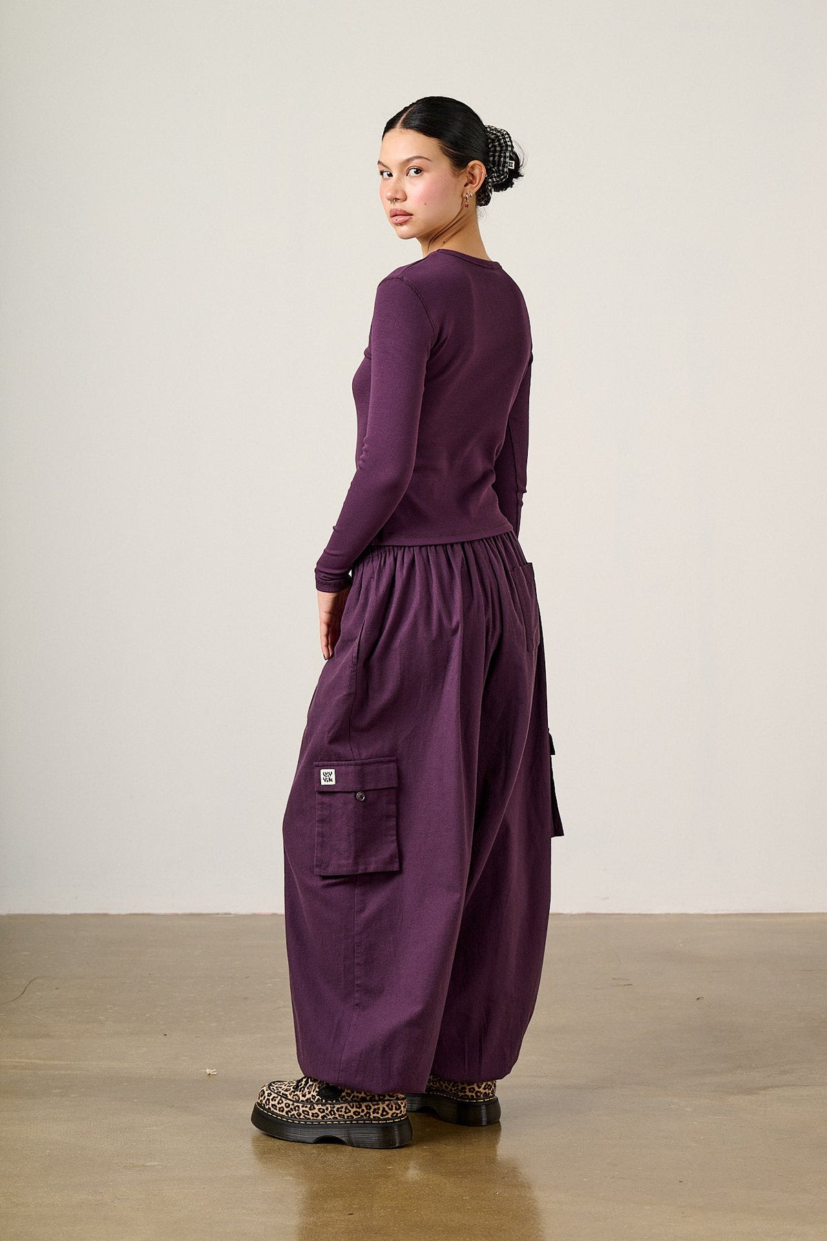 Grayson - Long Sleeve Cotton Top in Plum Perfect