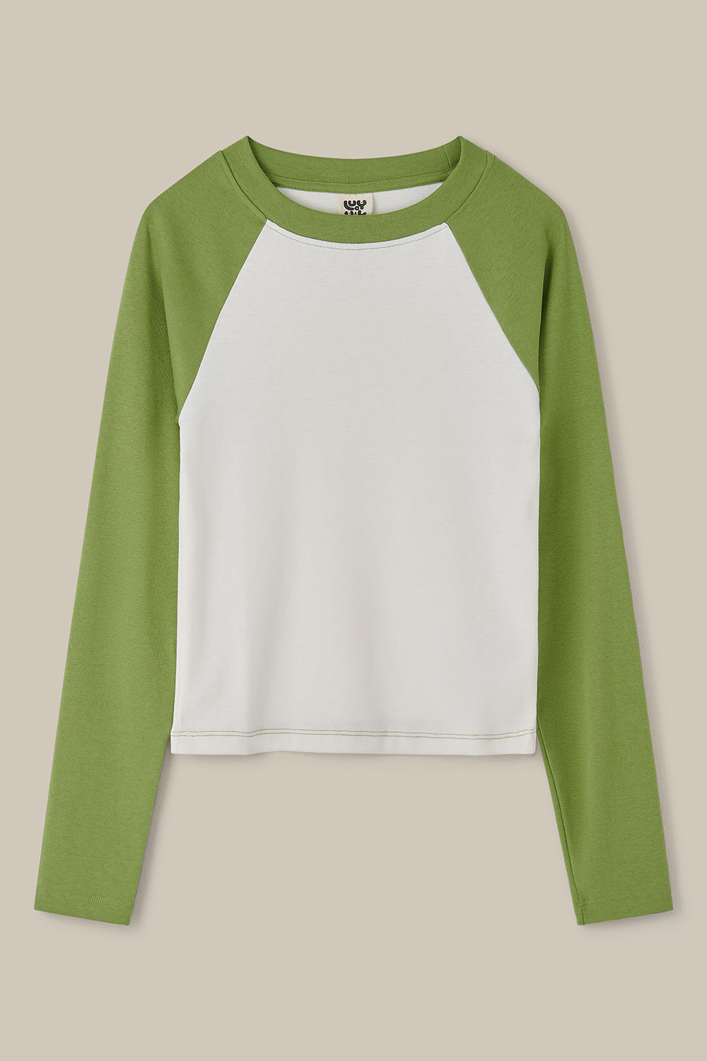Avi - Long Sleeve Raglan Tee in Green & White