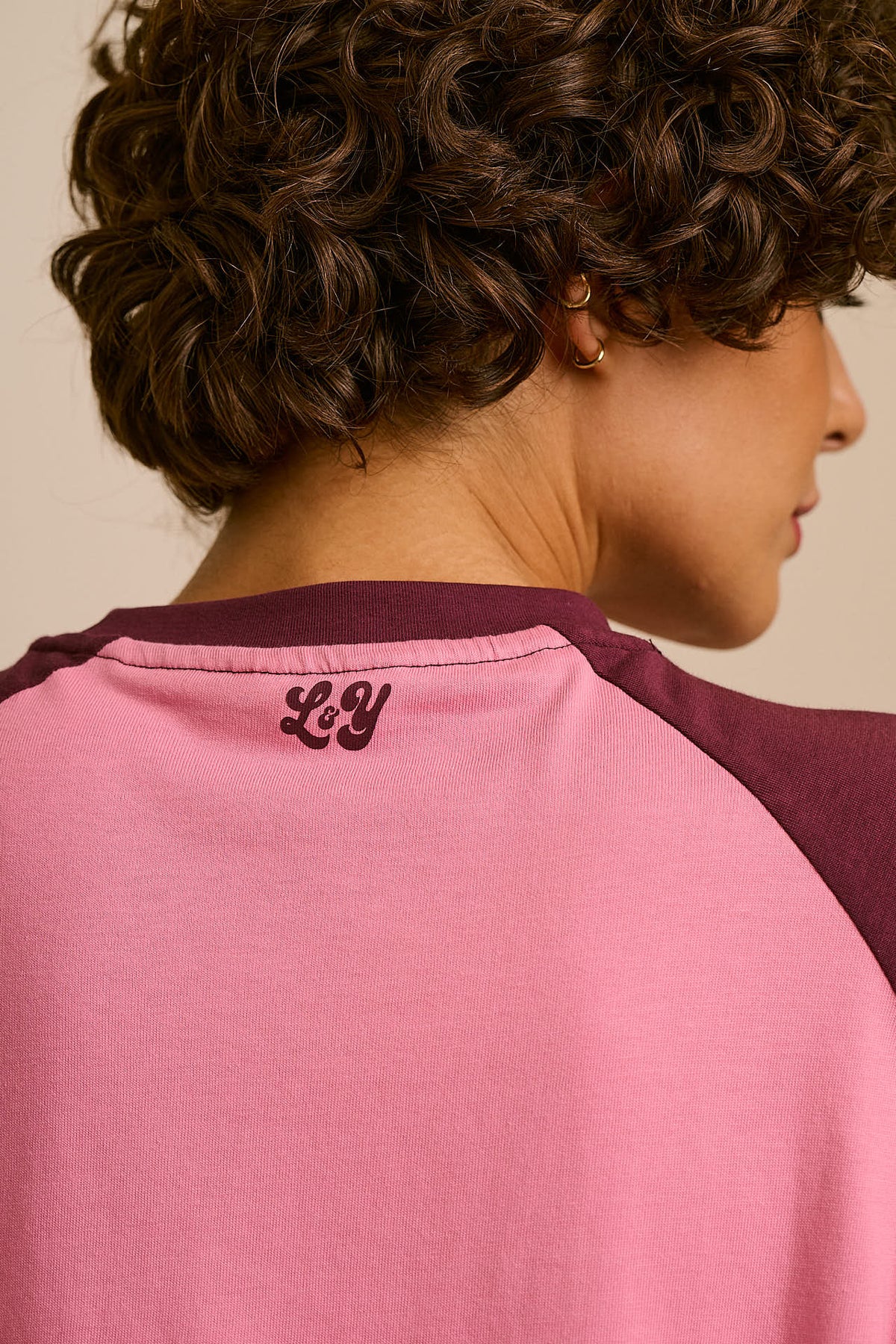 Bennett - Oversized Cotton Raglan T-Shirt in Pink & Burgundy (IMPERFECT)