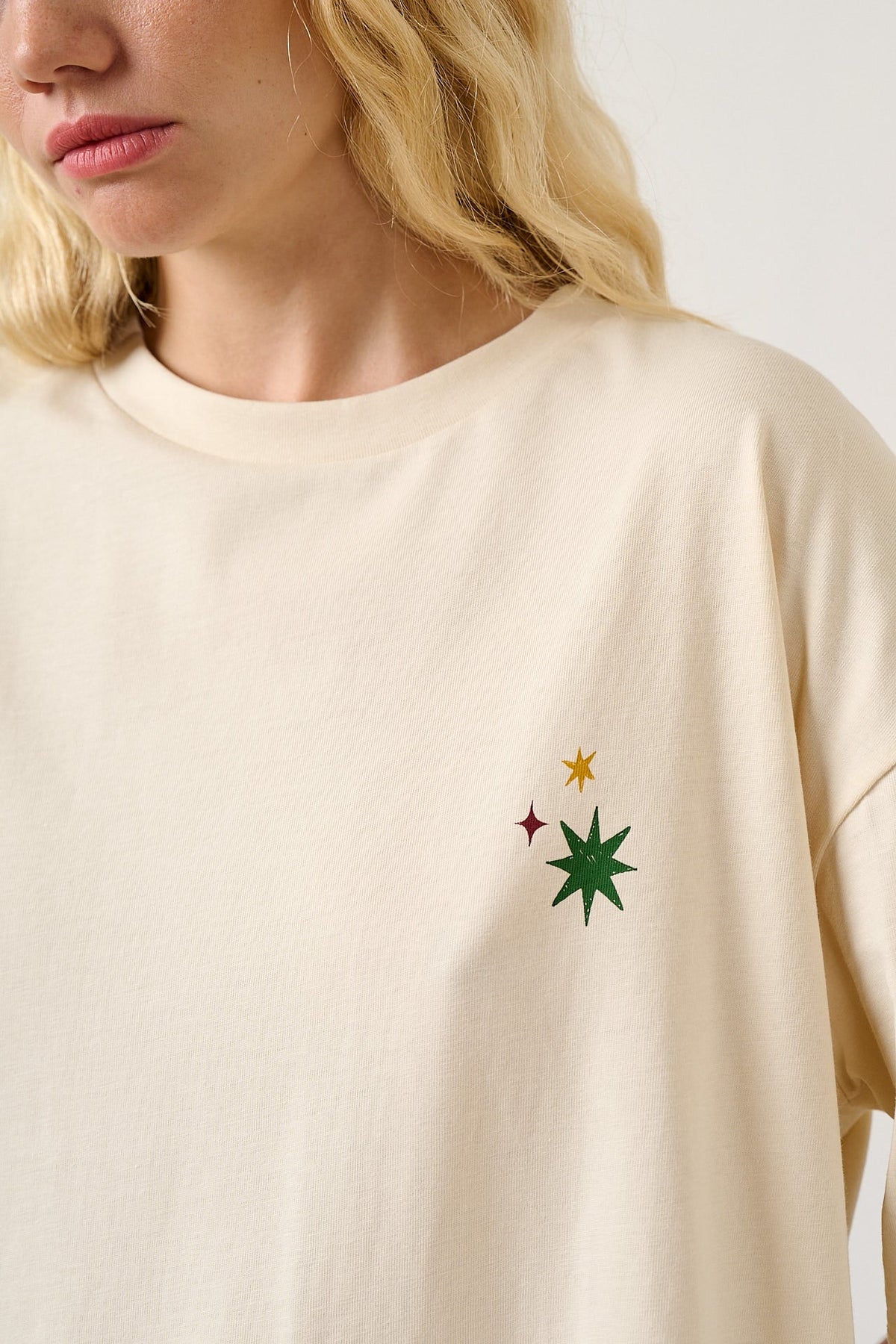 Benny - Organic Cotton Oversized Tee in Masquerade Tile
