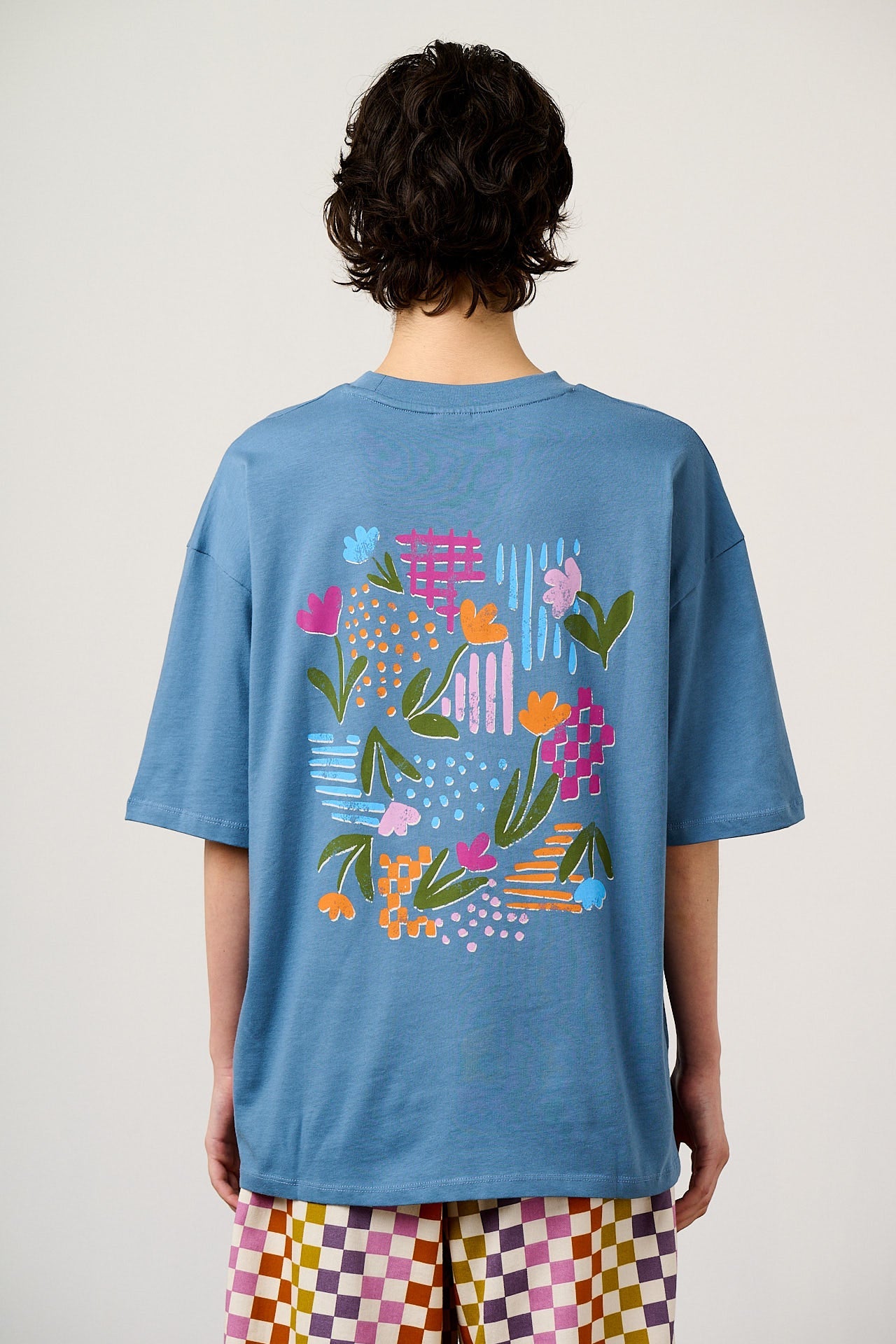 Benny - Oversized Cotton T-Shirt in Navy Retro Picnic Graphic