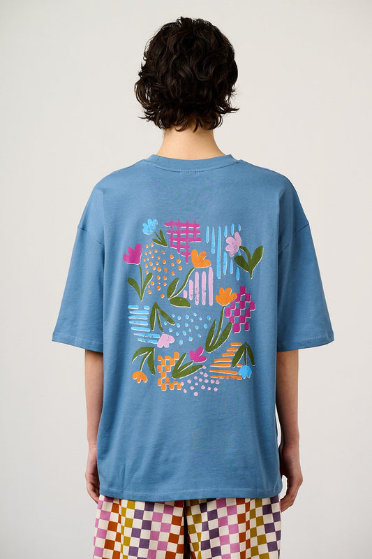 Benny Oversized T-Shirt - Organic Cotton in Navy Retro Picnic Graphic
