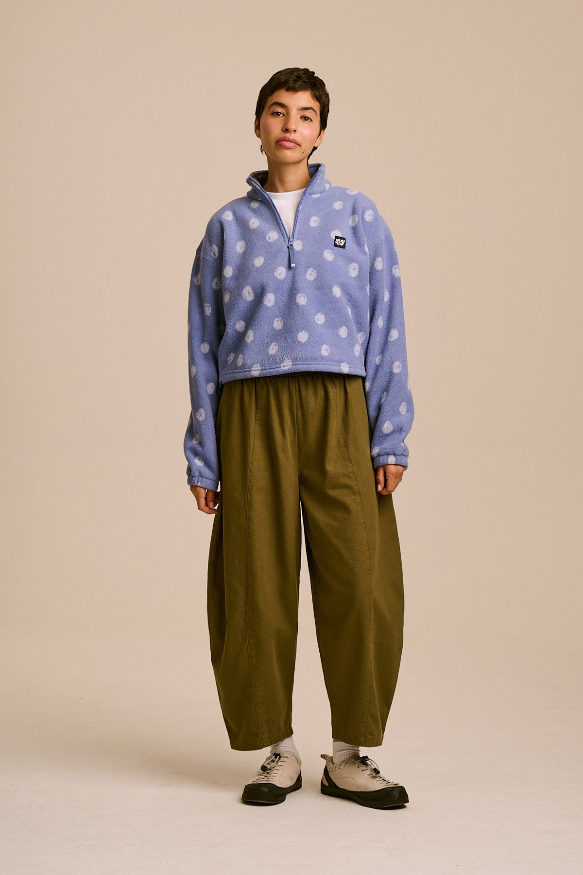 Blake - Cropped Polar Fleece in Dot to Dot Blue
