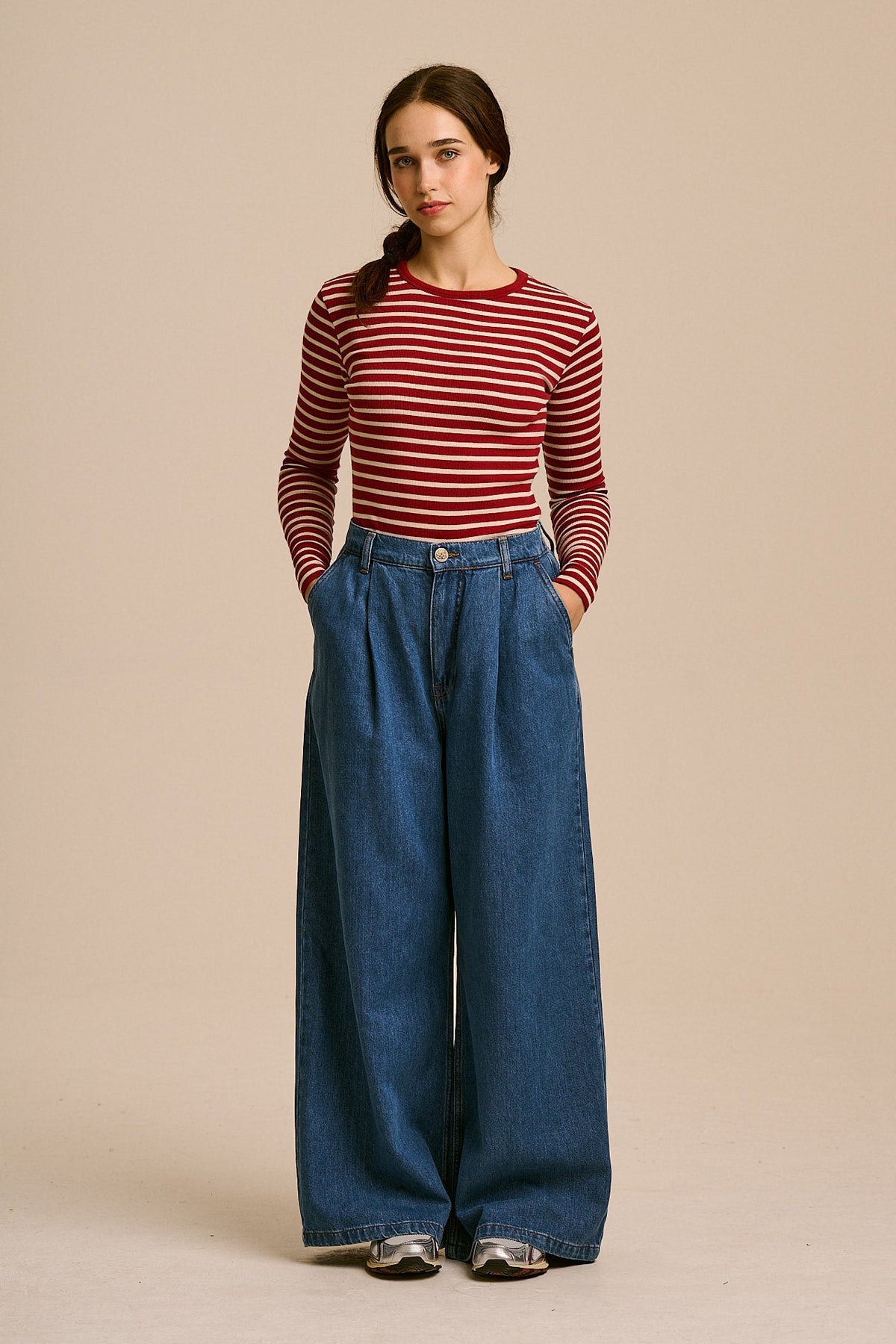 Cole 'New Improved Fit' - Organic Denim Wide Leg Jeans in Mid Wash Blue