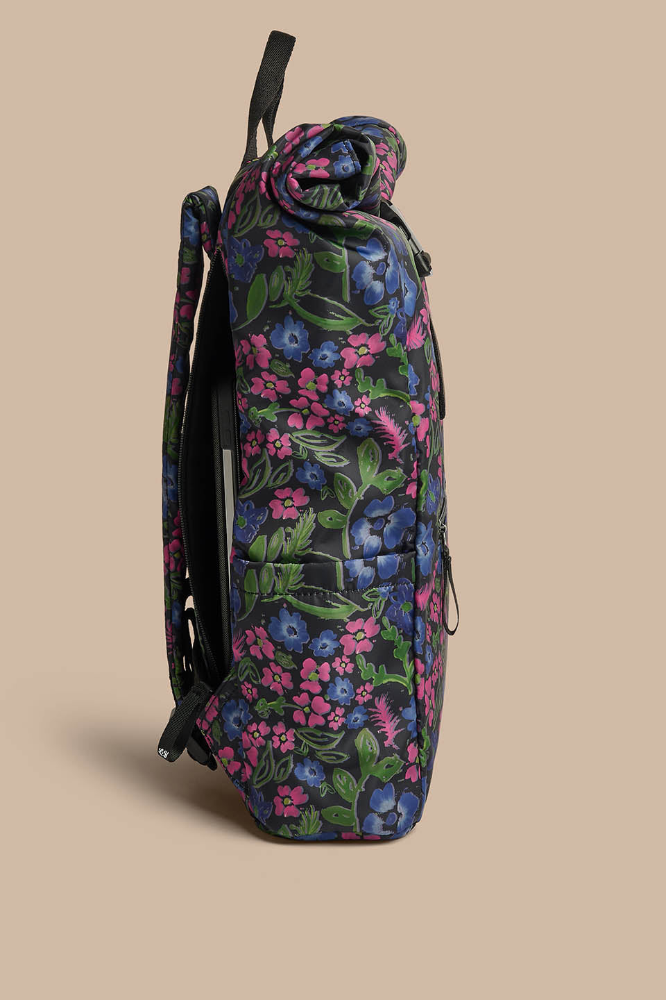 Jenson - Roll Top Backpack in Ditsy Floral
