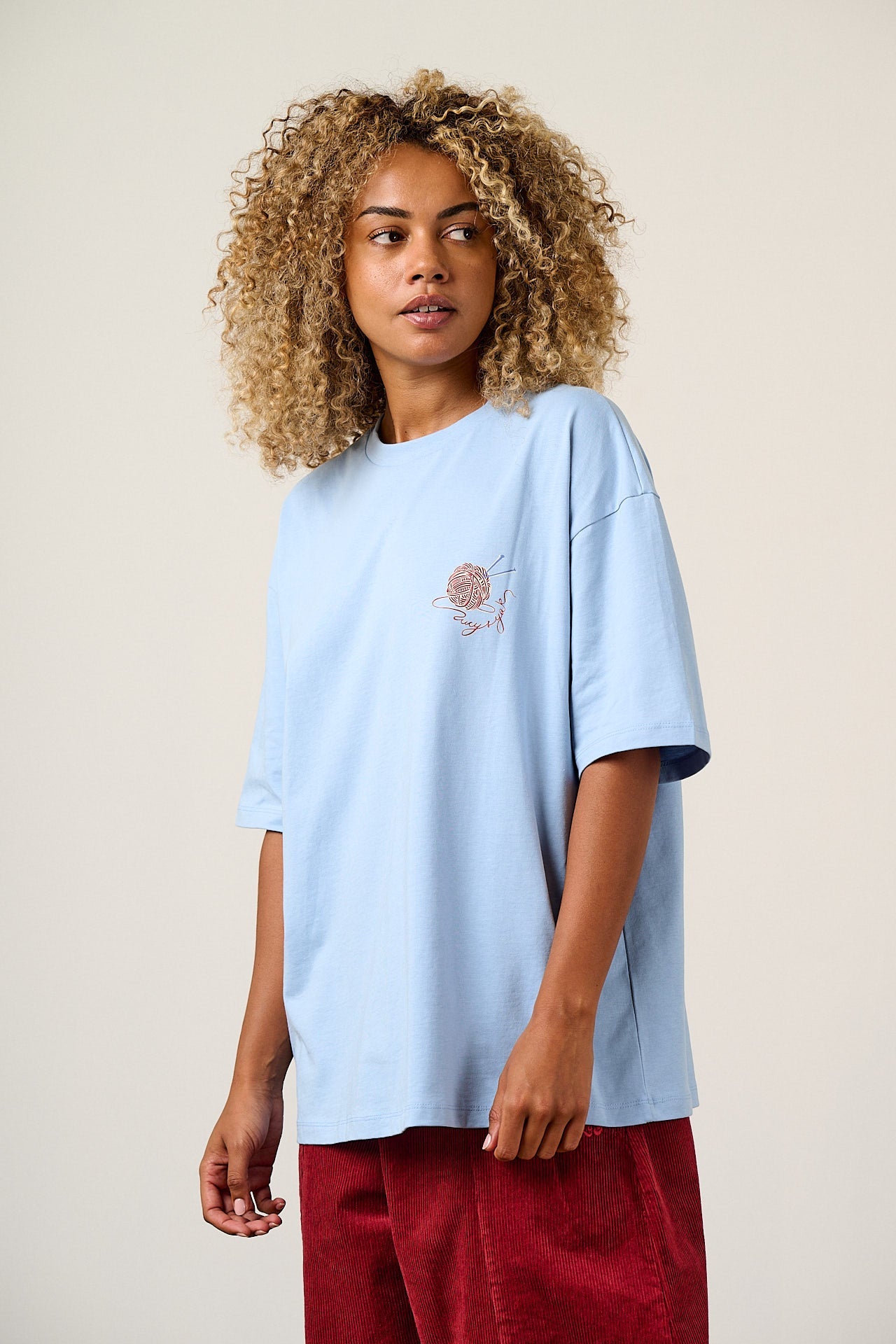 Benny - Oversized Cotton T-Shirt in Knitted Cats