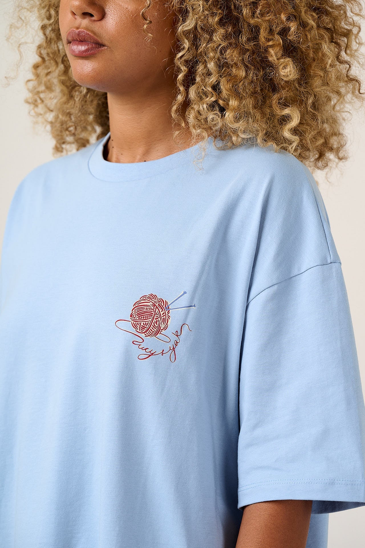 Benny - Oversized Cotton T-Shirt in Knitted Cats