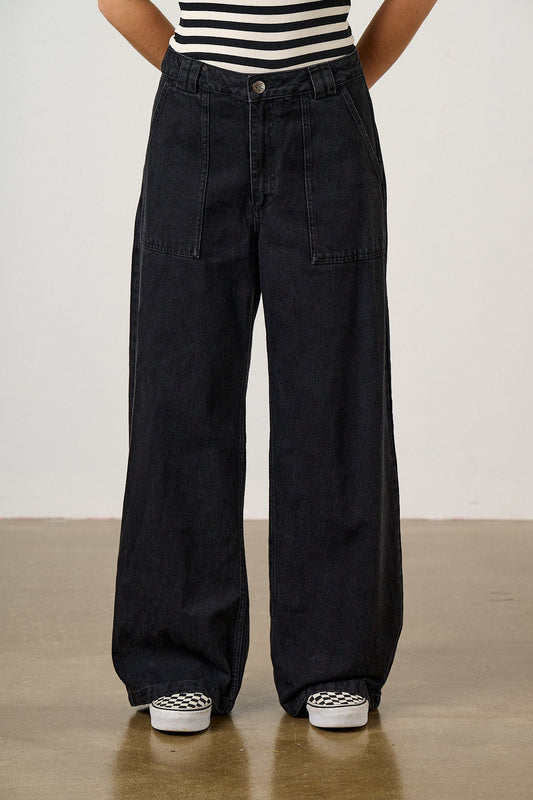 Delores Wide Leg Jeans - Organic Cotton Denim in Washed Black