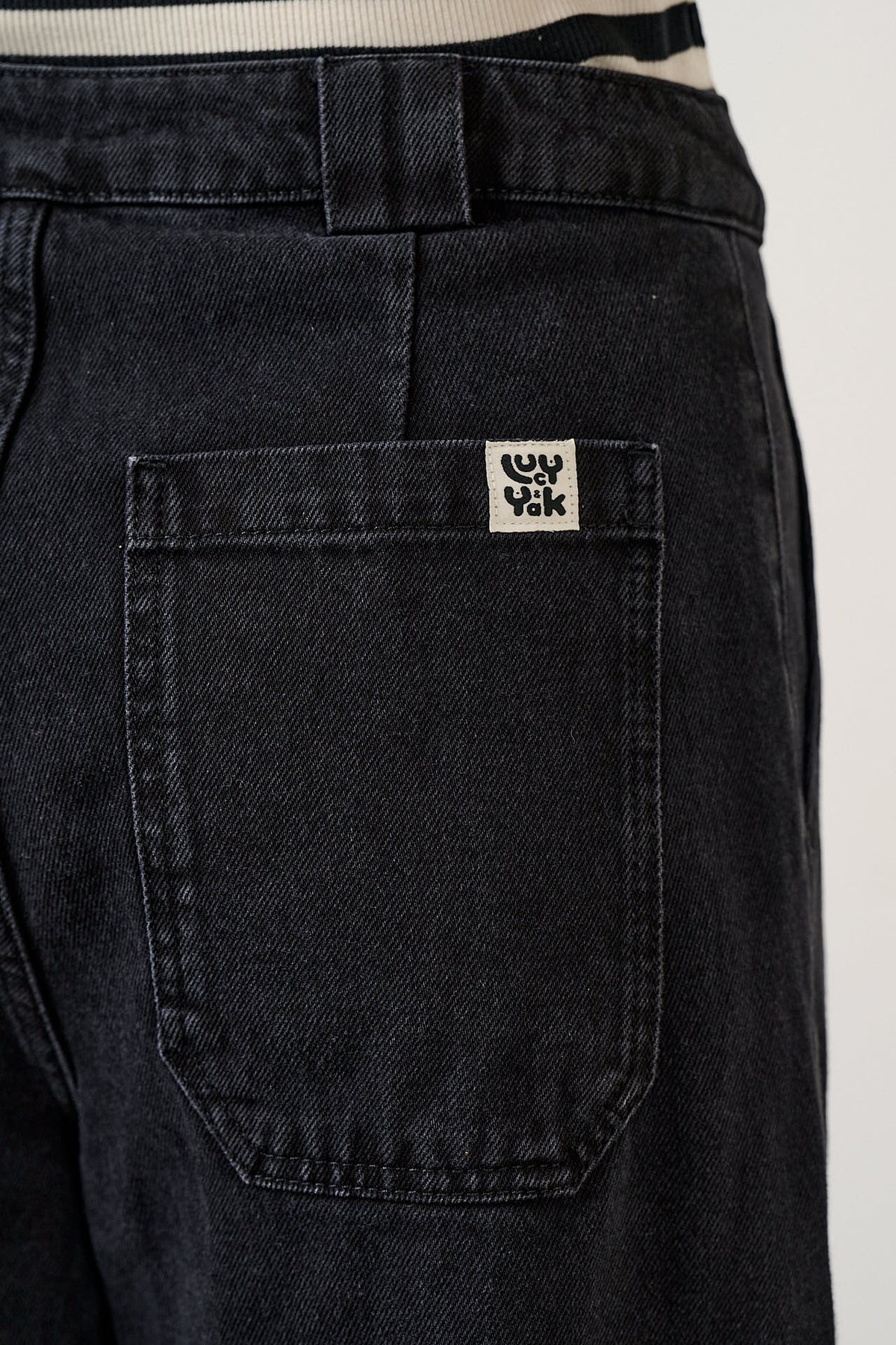 Delores Wide Leg Jeans - Organic Cotton Denim in Washed Black