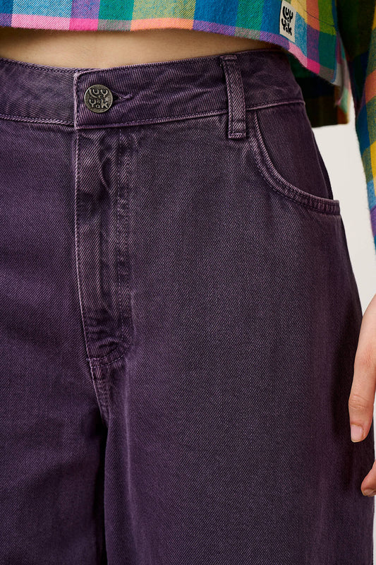 Drew Straight Leg Jeans - Organic Cotton Denim in Purple Wash