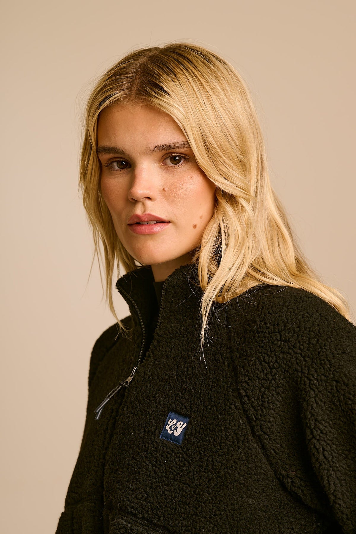 Finley - Borg Fleece Jacket in Black