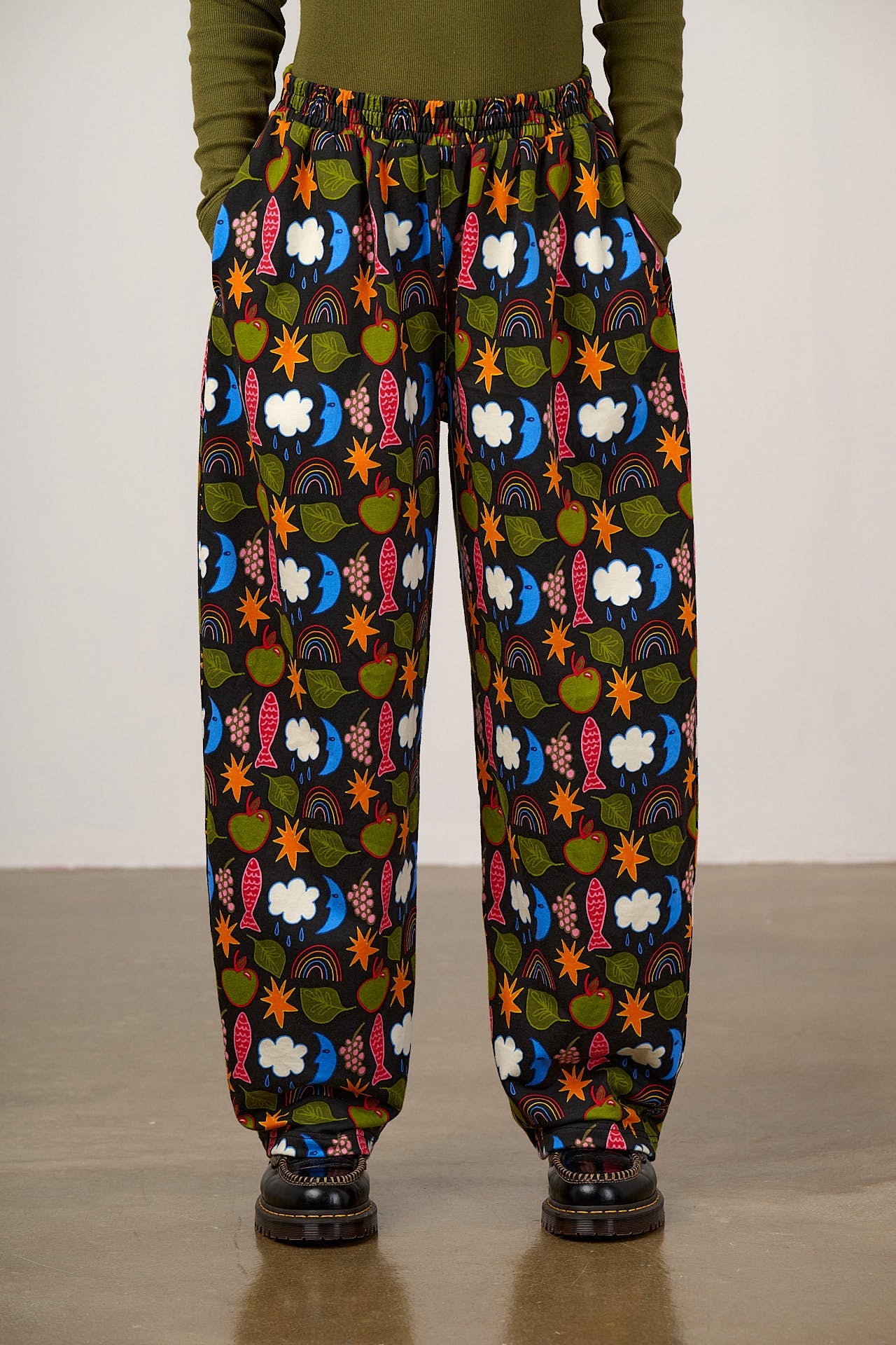 Freddie - Barrel Leg Cotton Jersey Trouser in Naive Shapes Print