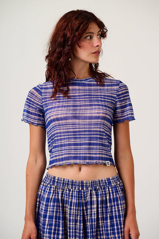 Greta - Cropped Mesh Top in Crayon Print