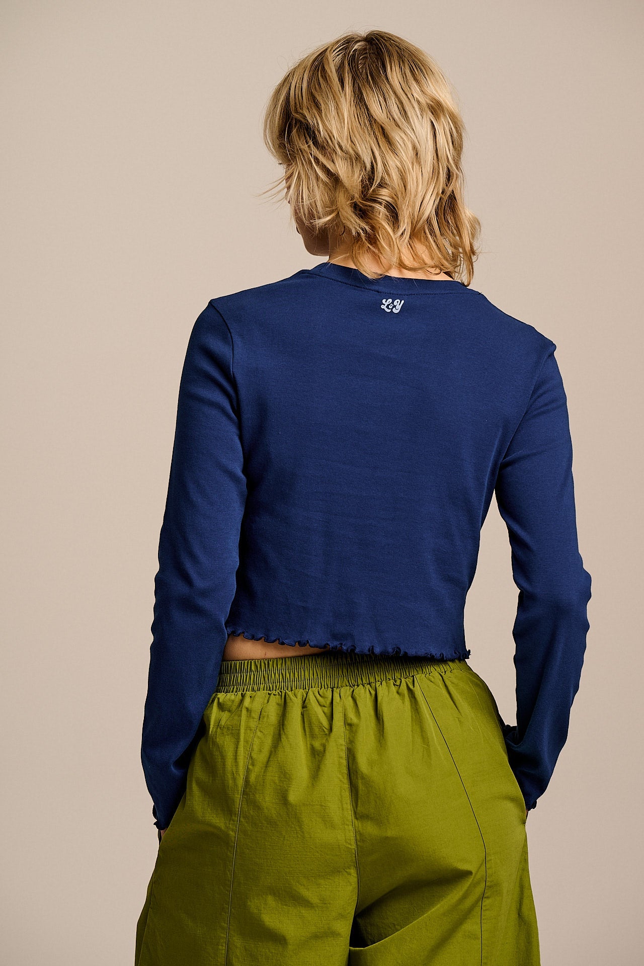Hansel - Long Sleeve Cotton Jersey Crop Top in Navy