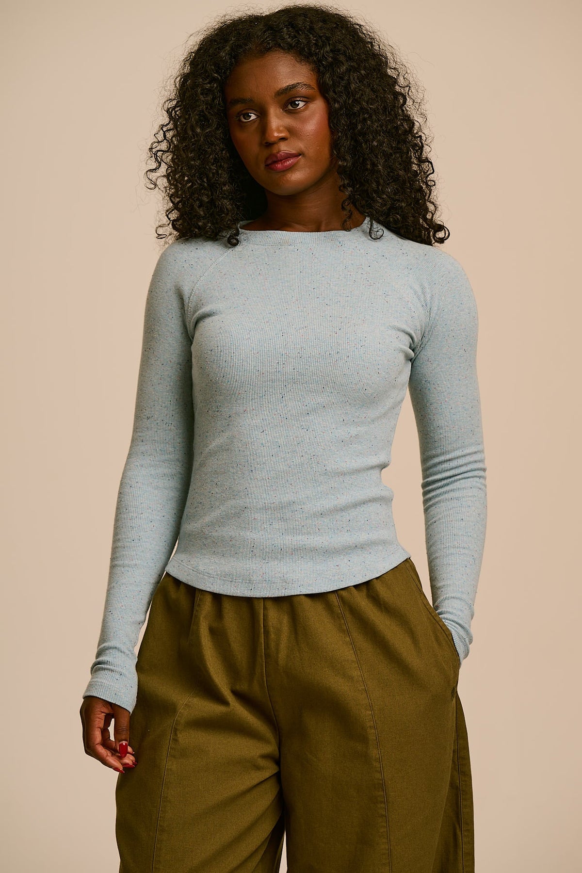 Harlow - Organic Cotton Long Sleeve Raglan Tee in Light Blue