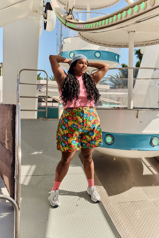 Lexi - Cotton High Waist Shorts in 80s Scribble Floral
