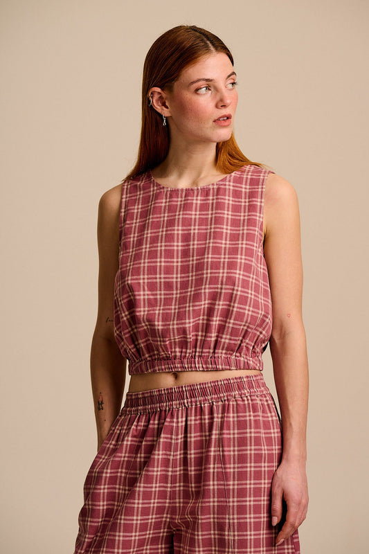 Lumi - Cotton Cropped Woven Top in Maroon Deco Rose Check