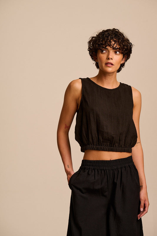 Lumi - Cotton Cropped Woven Top in Black