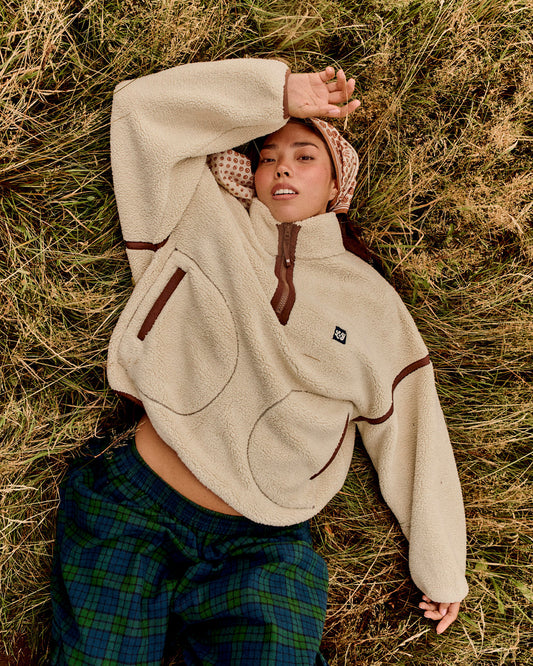 Hadley - Half Zip Fleece in Ecru and Chocolate