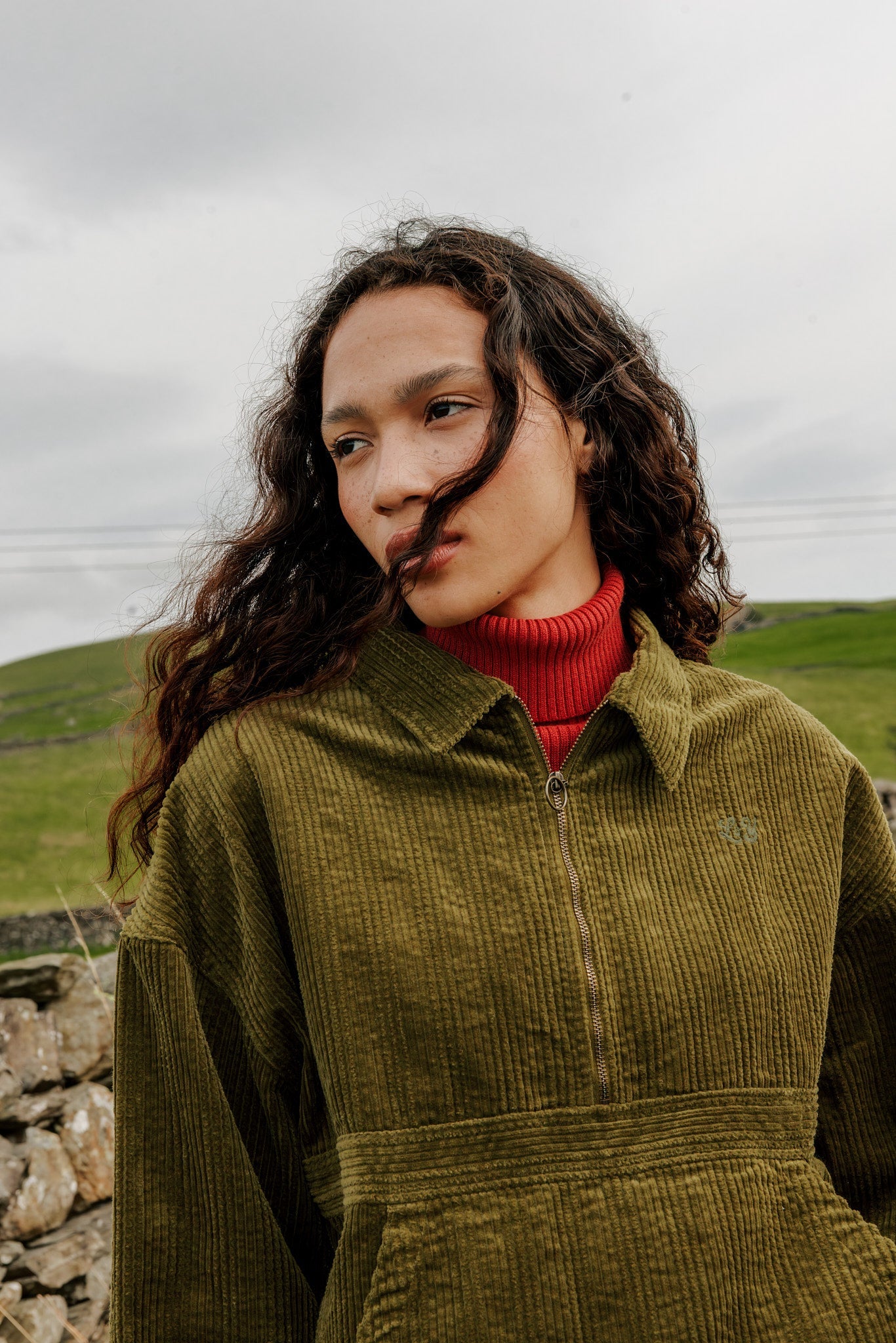 Hiezu - Corduroy Jacket in Fir Green