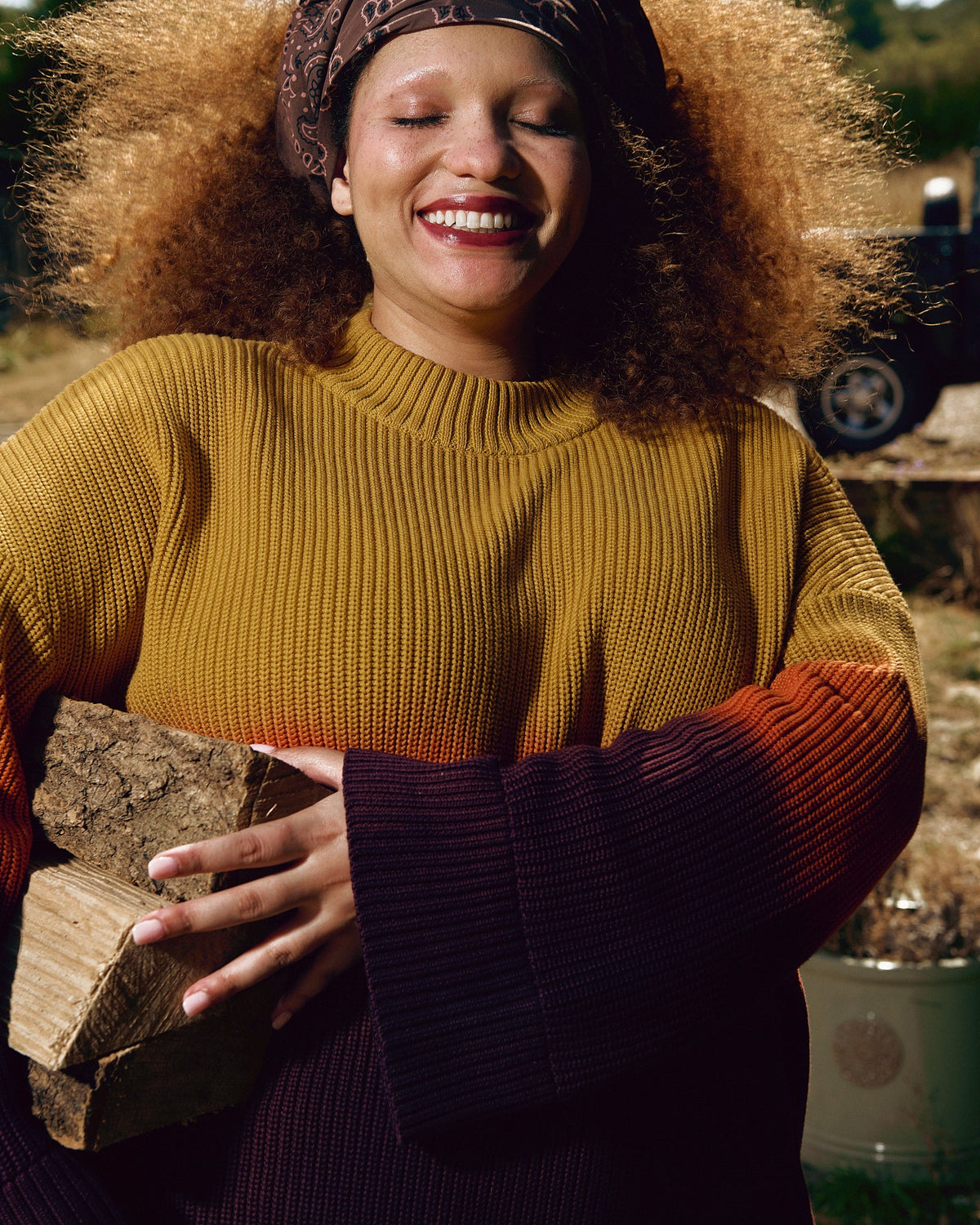 Amari - Oversized Knitted Jumper in Orange Ombre