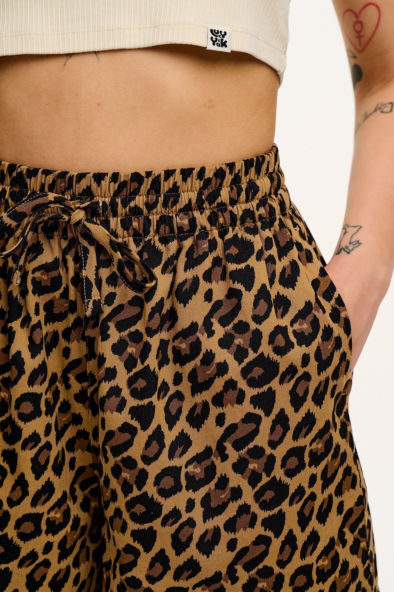 Charlie - Cotton Shorts in Leopard Print