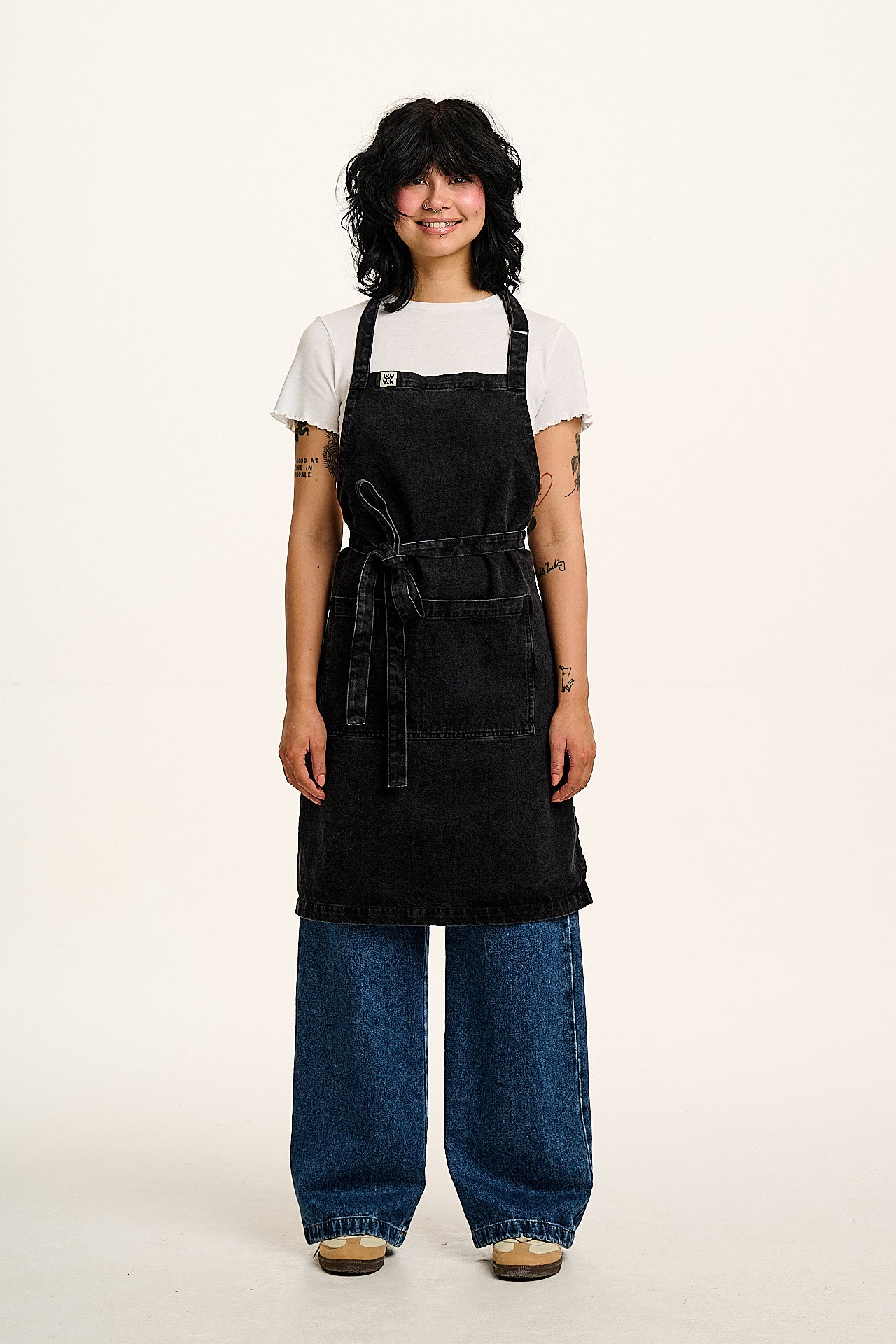 Amaia - Heavyweight Denim Apron in Washed Black