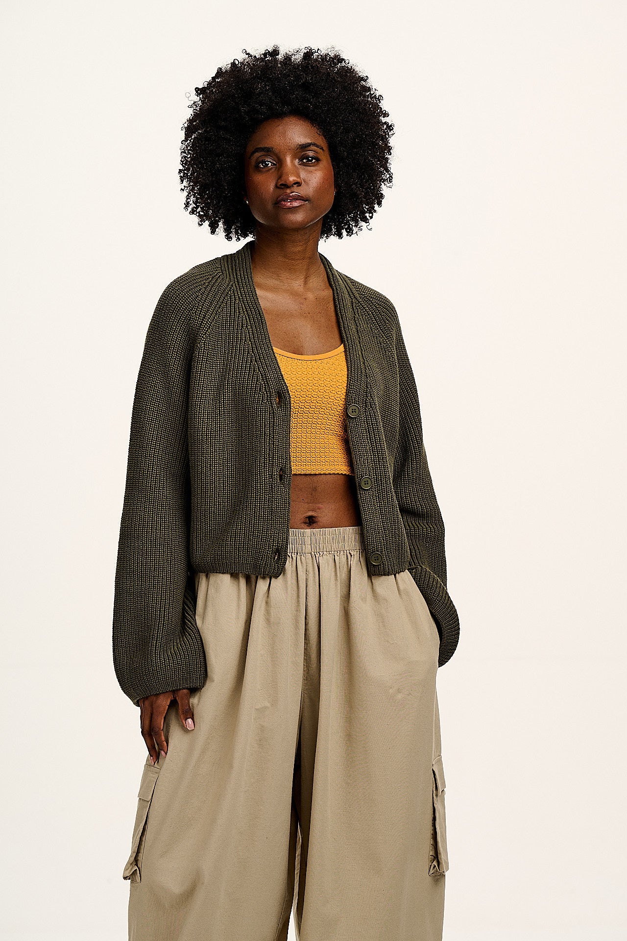 Robyn - V-Neck Cotton Cardigan in Ivy Green