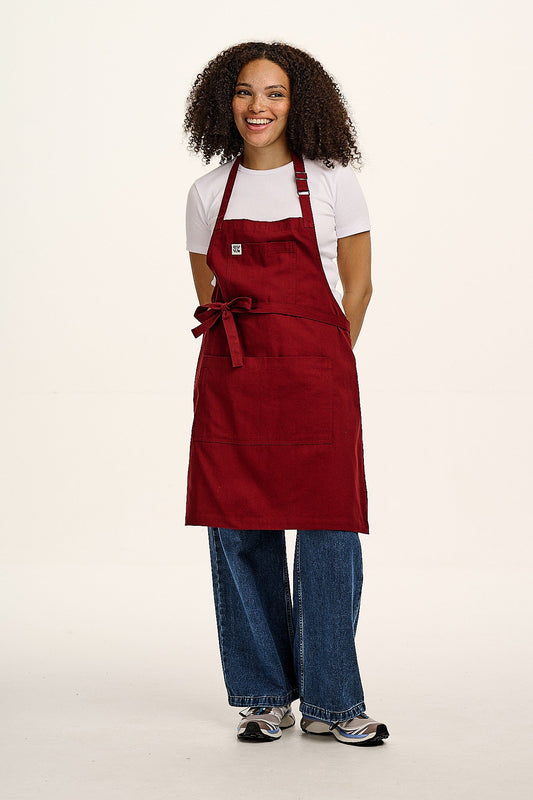 Ada - Midweight Cotton Apron in Maroon