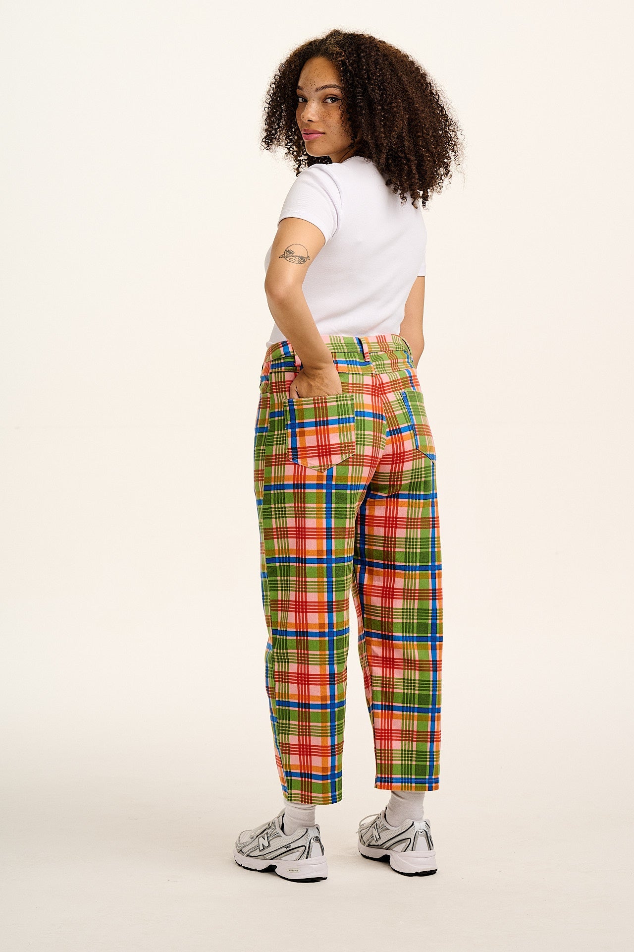 Drew - Cropped Straight Leg Cotton Trousers in Kitchen Check