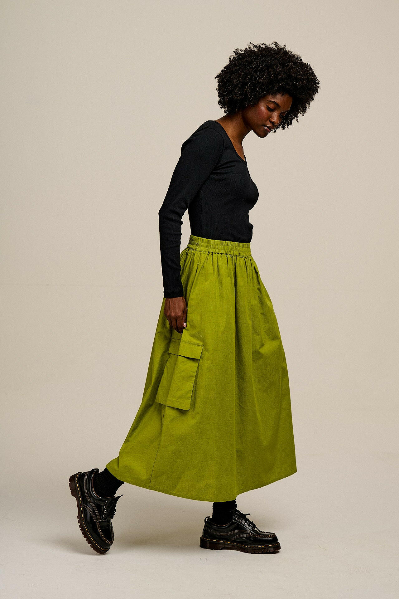 Dakota - Midi Skirt in Lima Bean Green
