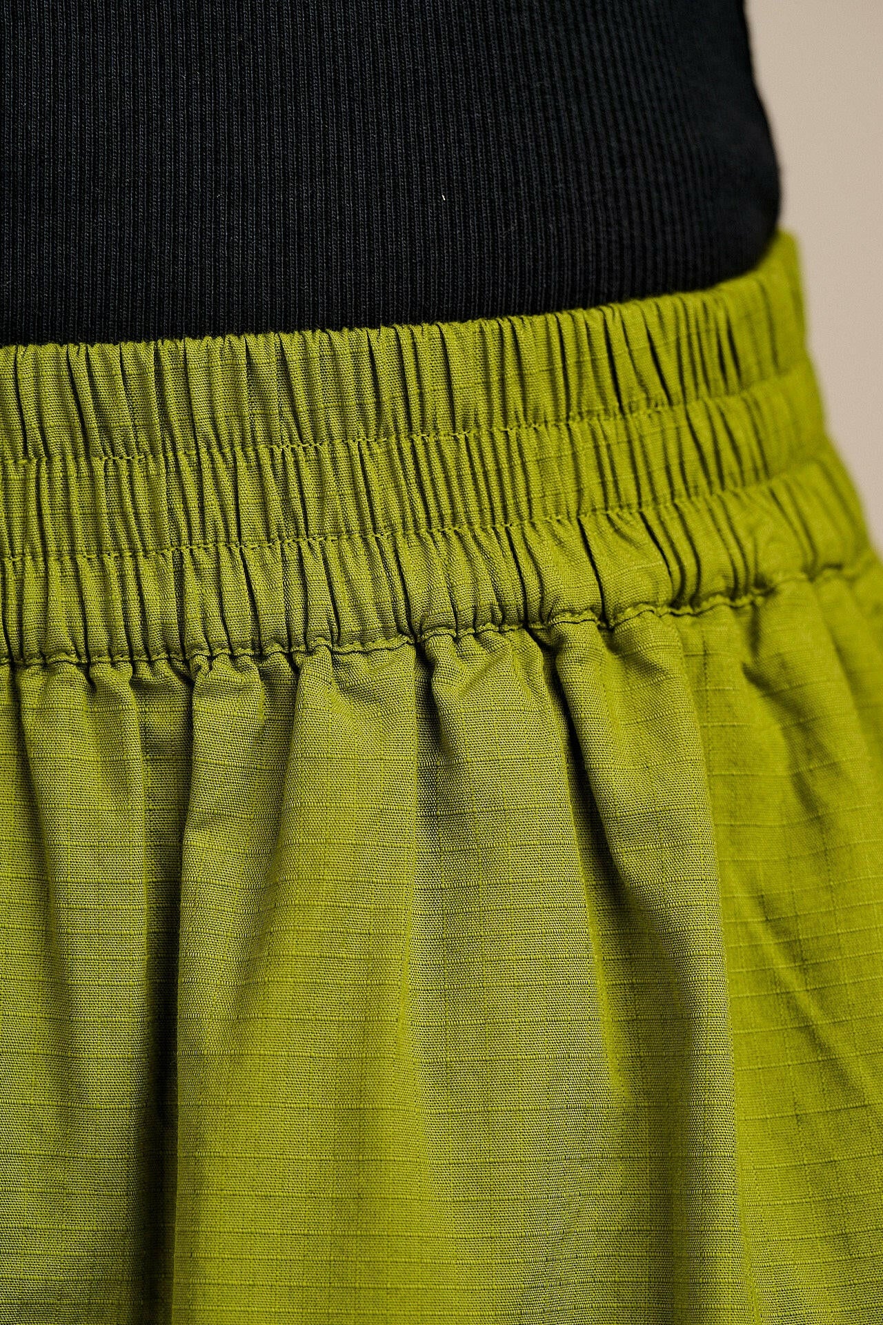 Dakota - Midi Skirt in Lima Bean Green