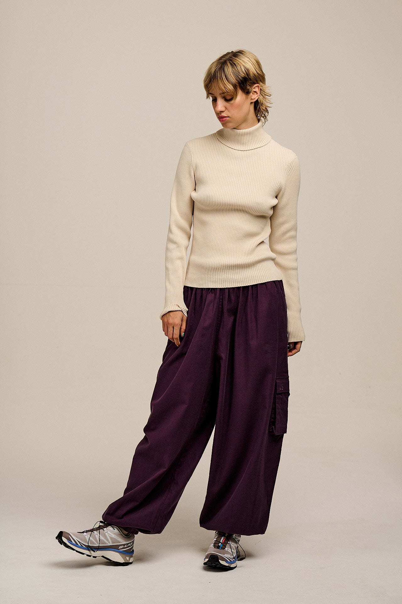 Rumi - Brushed Cotton Barrel Trousers in Plum Perfect
