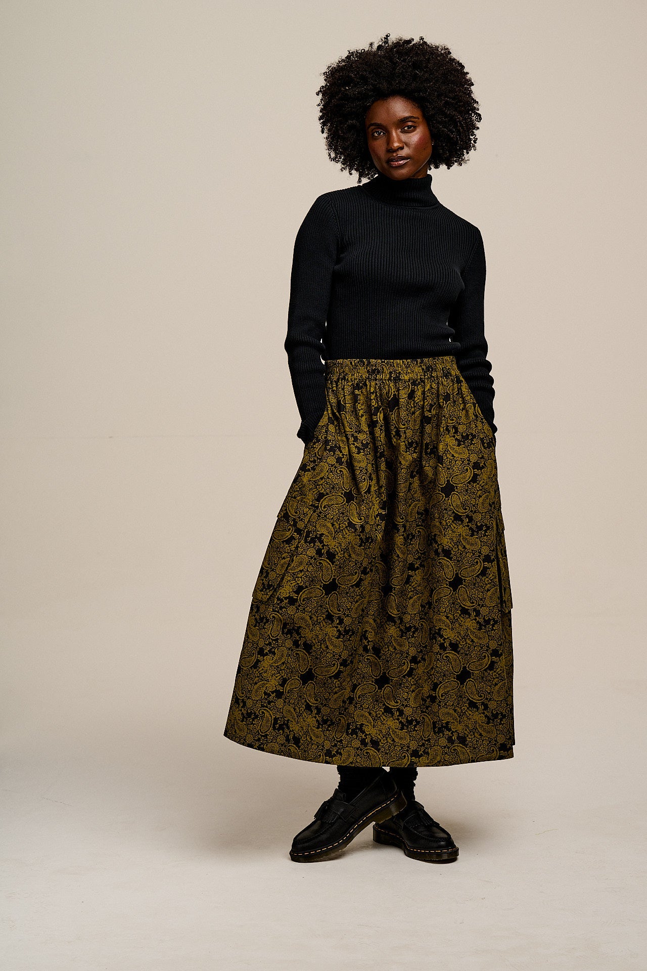 Eva - Knitted Roll Neck Long Sleeve Top in Black